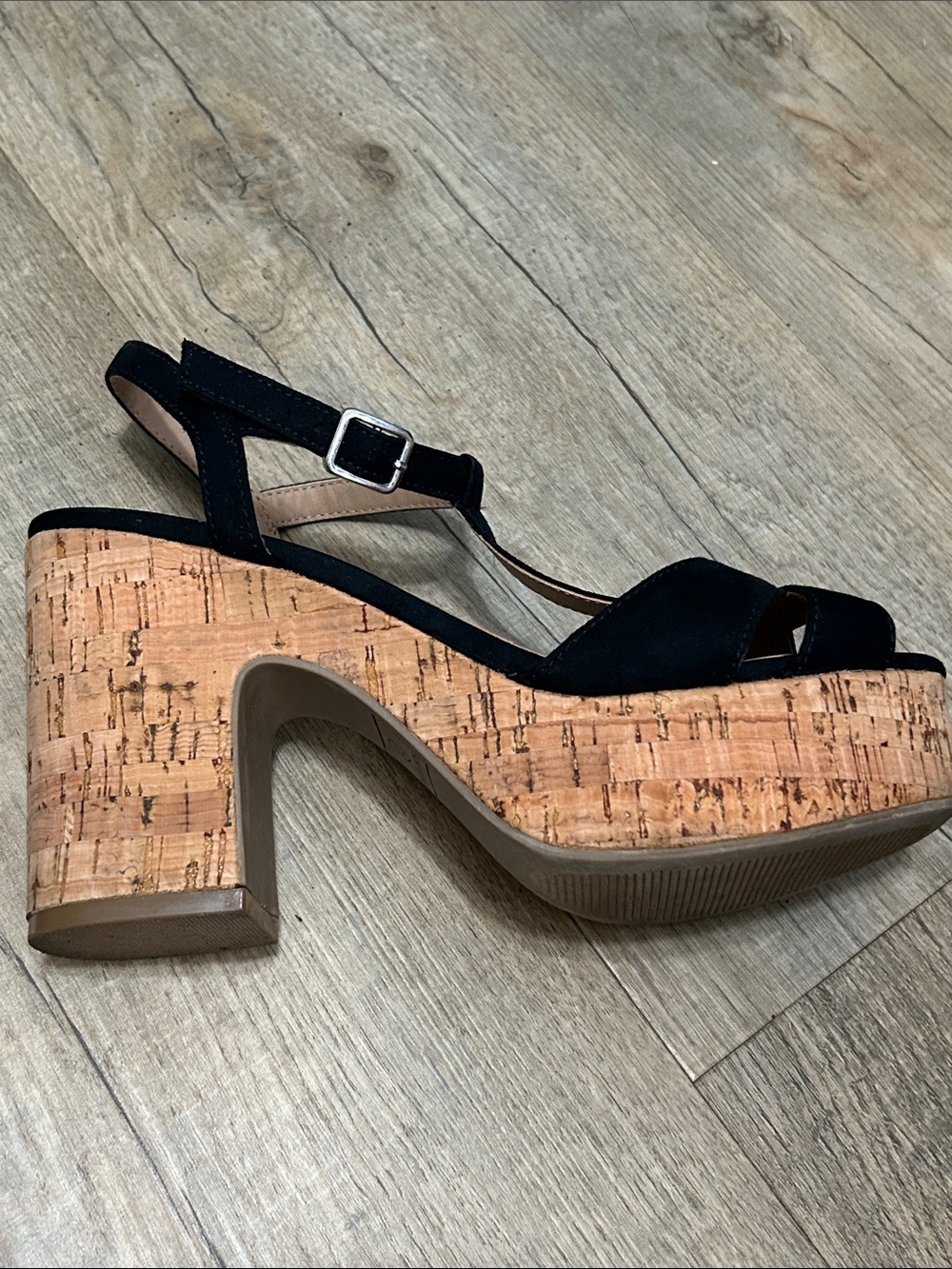 Sun + Stone Black Cork Platform Sandals - Picture 4 of 7